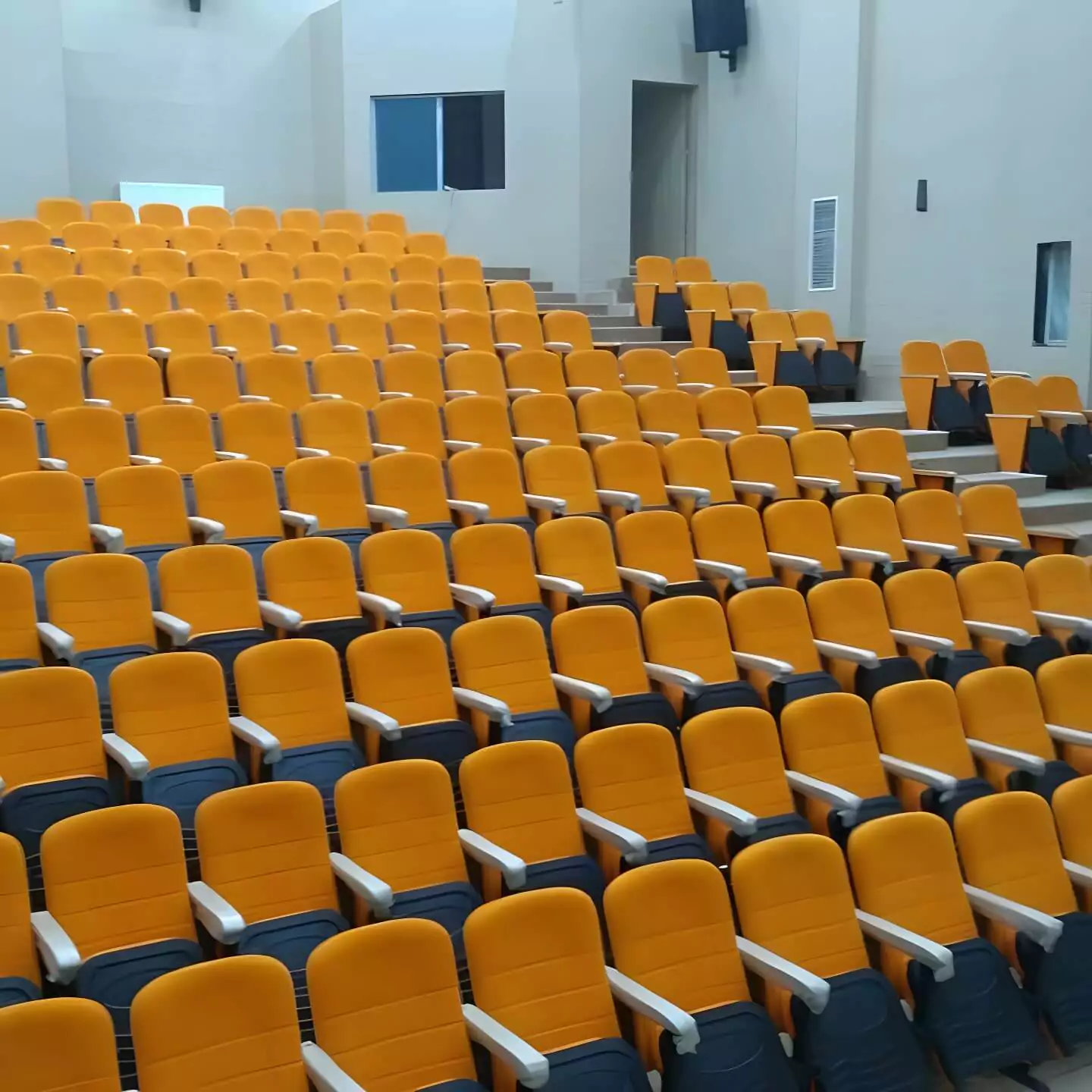 Oditoryum Koltuğu Üreticisi